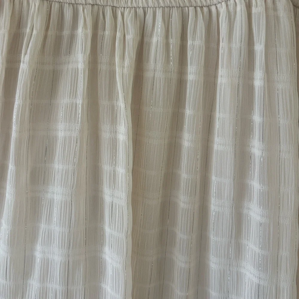 Moon River Cream Smocked Puff-Sleeve Tiered Maxi Dress - Picture 8 of 14
